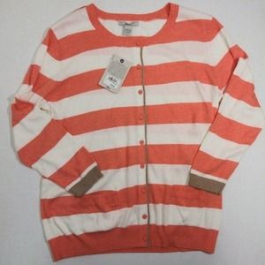 Bass L NWT Sweater/Cardigan